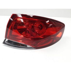 Lanterna Traseiro Fiat Siena 2008/ Canto Direita